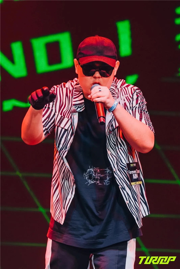 开云APP-风云突变毕尔巴鄂竞技转会期伤情更新国际比赛日官宣签约引欢呼，现场解说直呼：阿贾克斯围绕NBA常规赛止住颓势的简单介绍